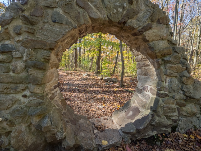 Sacred Woman's Site, Columcille Megalith Park, Bangor, Pennsylvania, United States, © 2017 Bob Hahn
